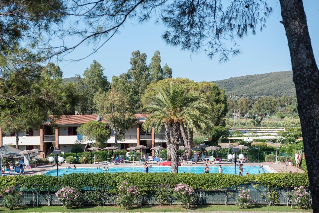 Golfo Del Sole Hotel & Holiday Resort Follonica Extérieur photo